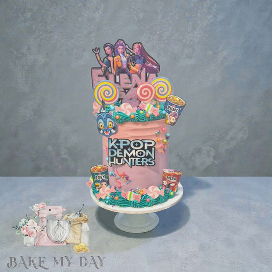 Sweet & Savage Stage Queen