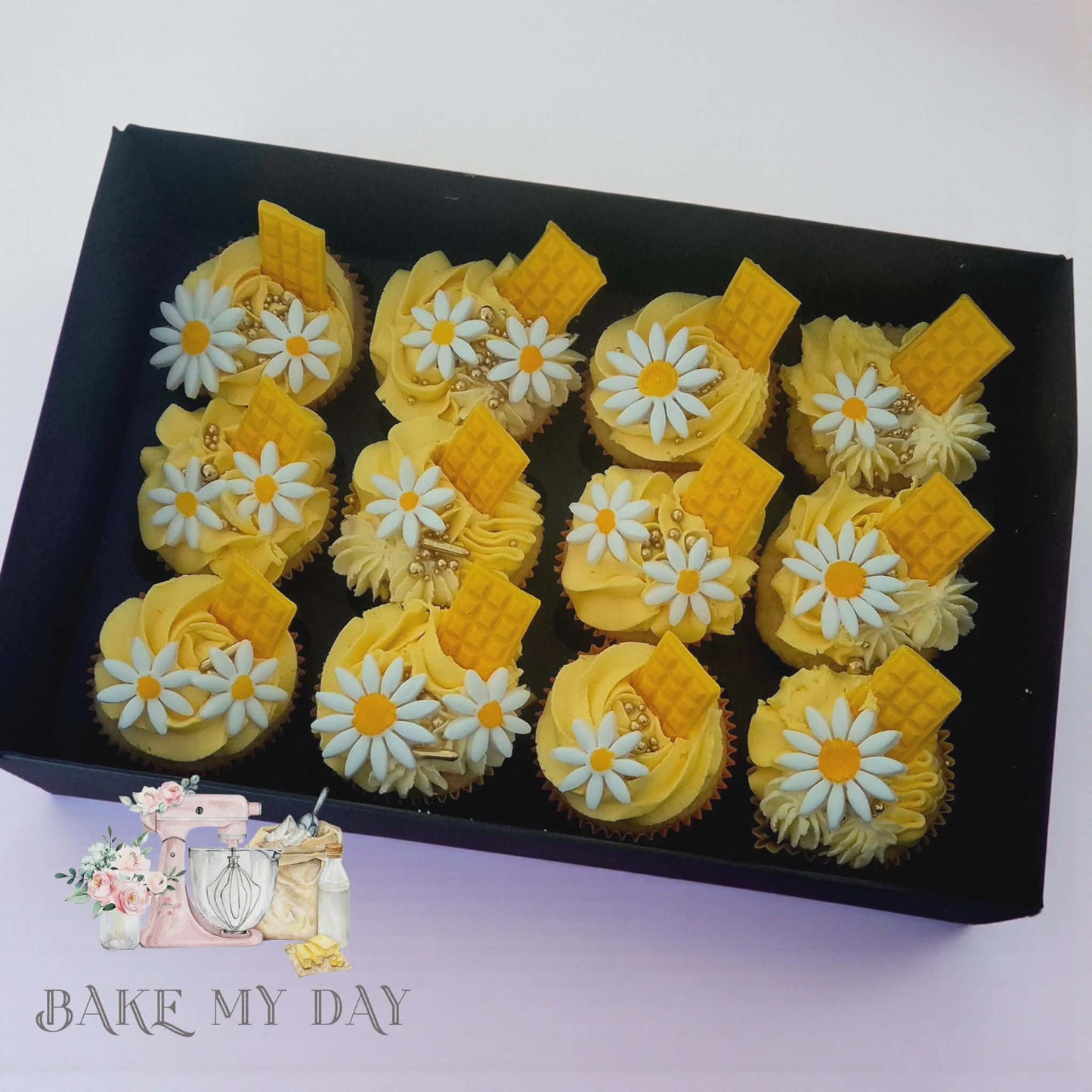 Daisy Luxe Cupcakes